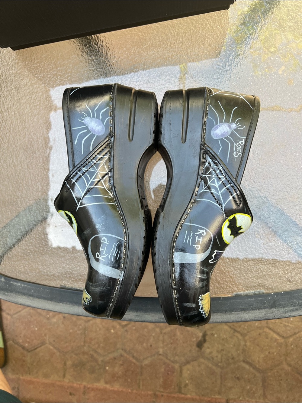Halloween-themed Clogs - Picture 2 of 8